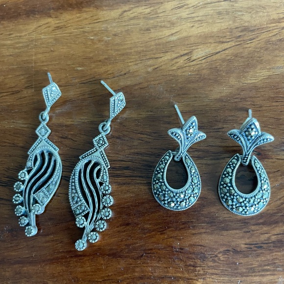 Jewelry - Beautiful Vintage Earring Set